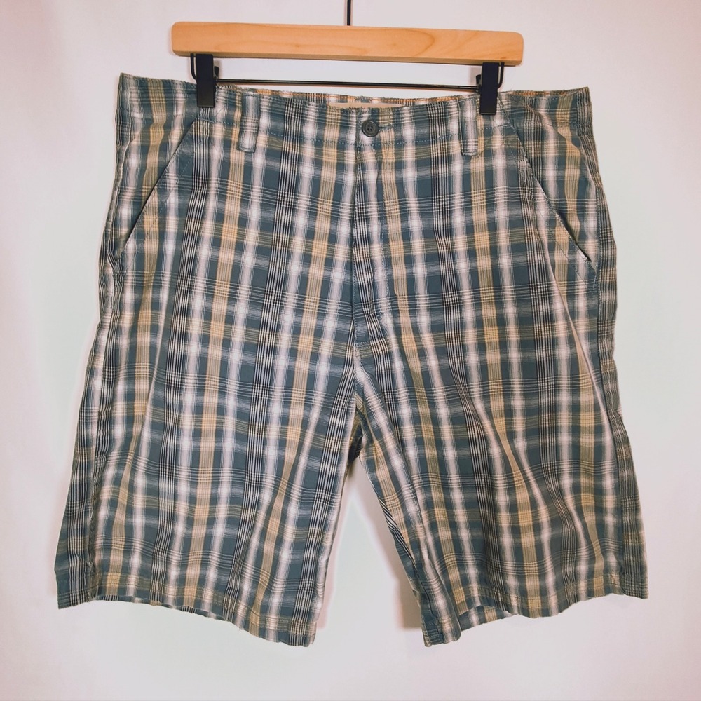 Wrangler Shorts Men's 36 Blue Plaid Loose Fit